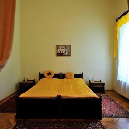 Kastely Bed & Breakfast 3*