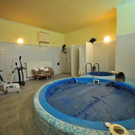 Bed & Breakfast Kastely Misefa