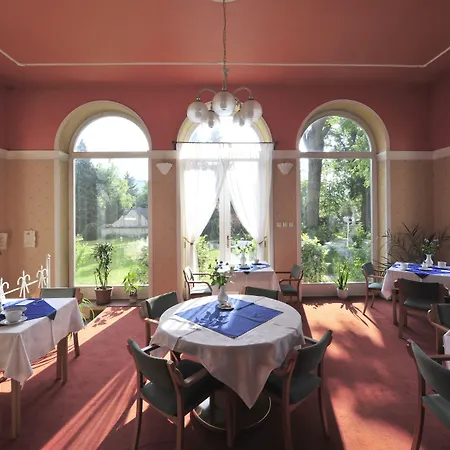 Bed & Breakfast Kastely 3*