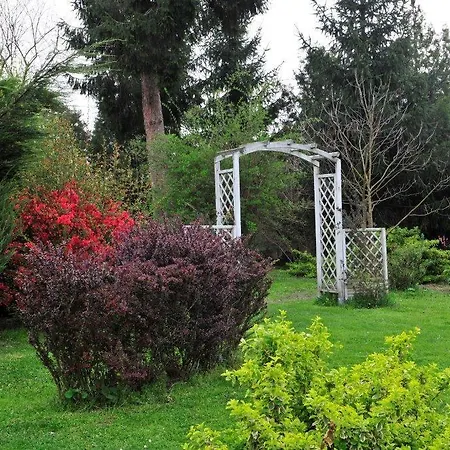 Kastely Bed & Breakfast Misefa