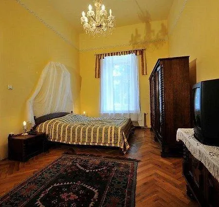 Bed & Breakfast Kastely Misefa