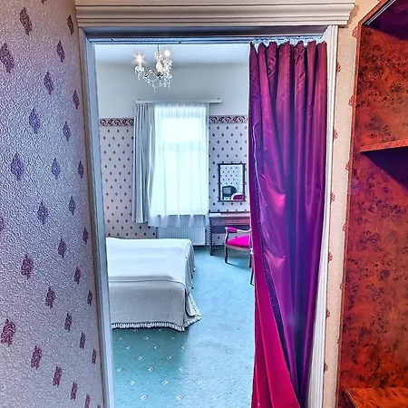 Bed & Breakfast Kastely Misefa