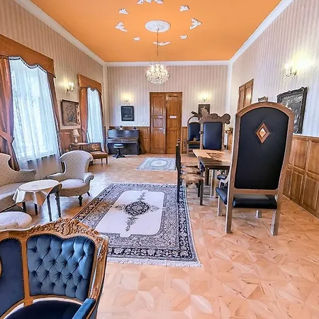 Kastely Bed & Breakfast 3*